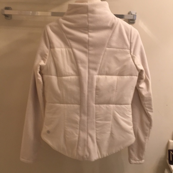 Lululemon jacket - Picture 5 of 6